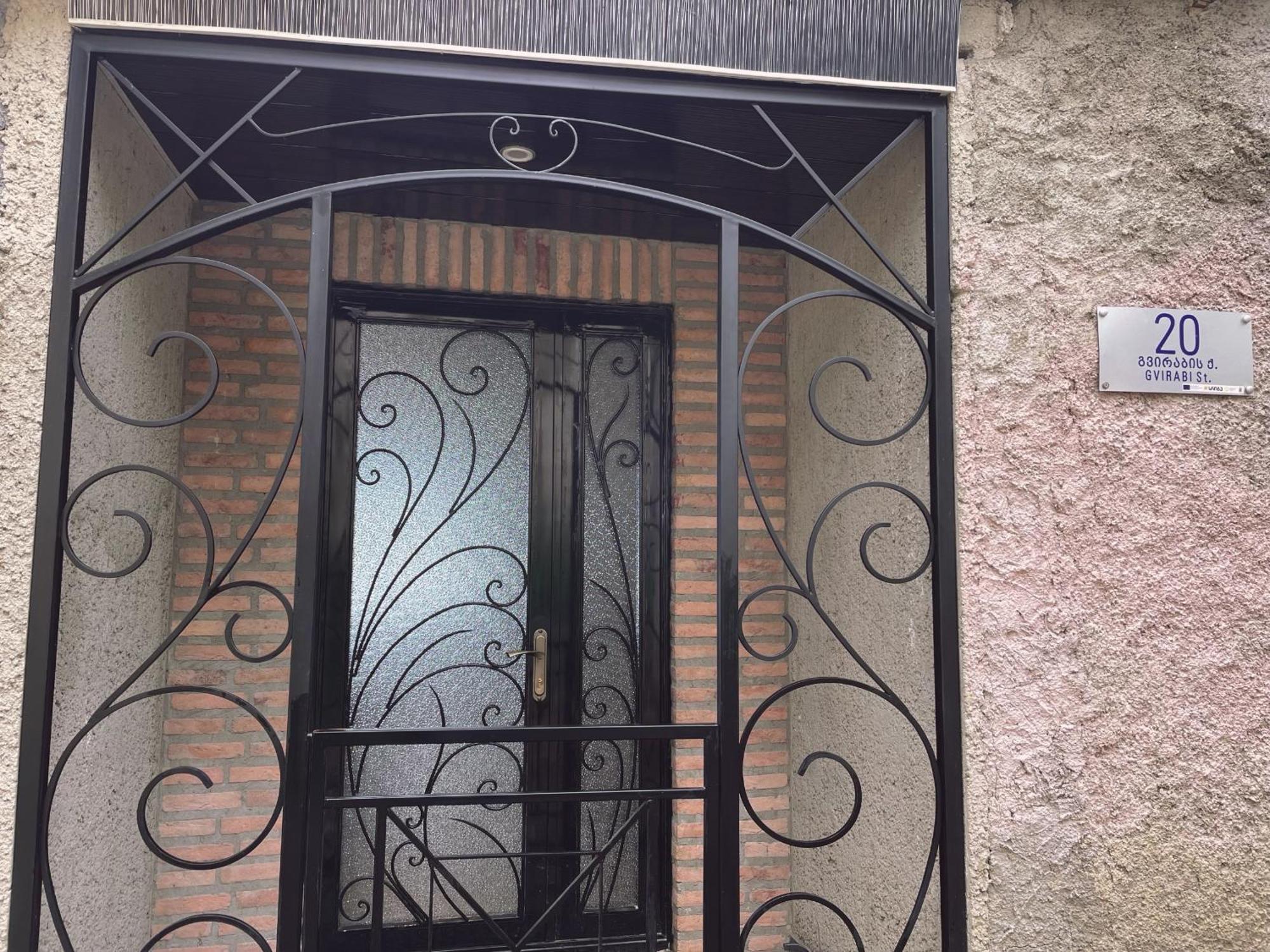 Lilu Daire Telavi Dış mekan fotoğraf